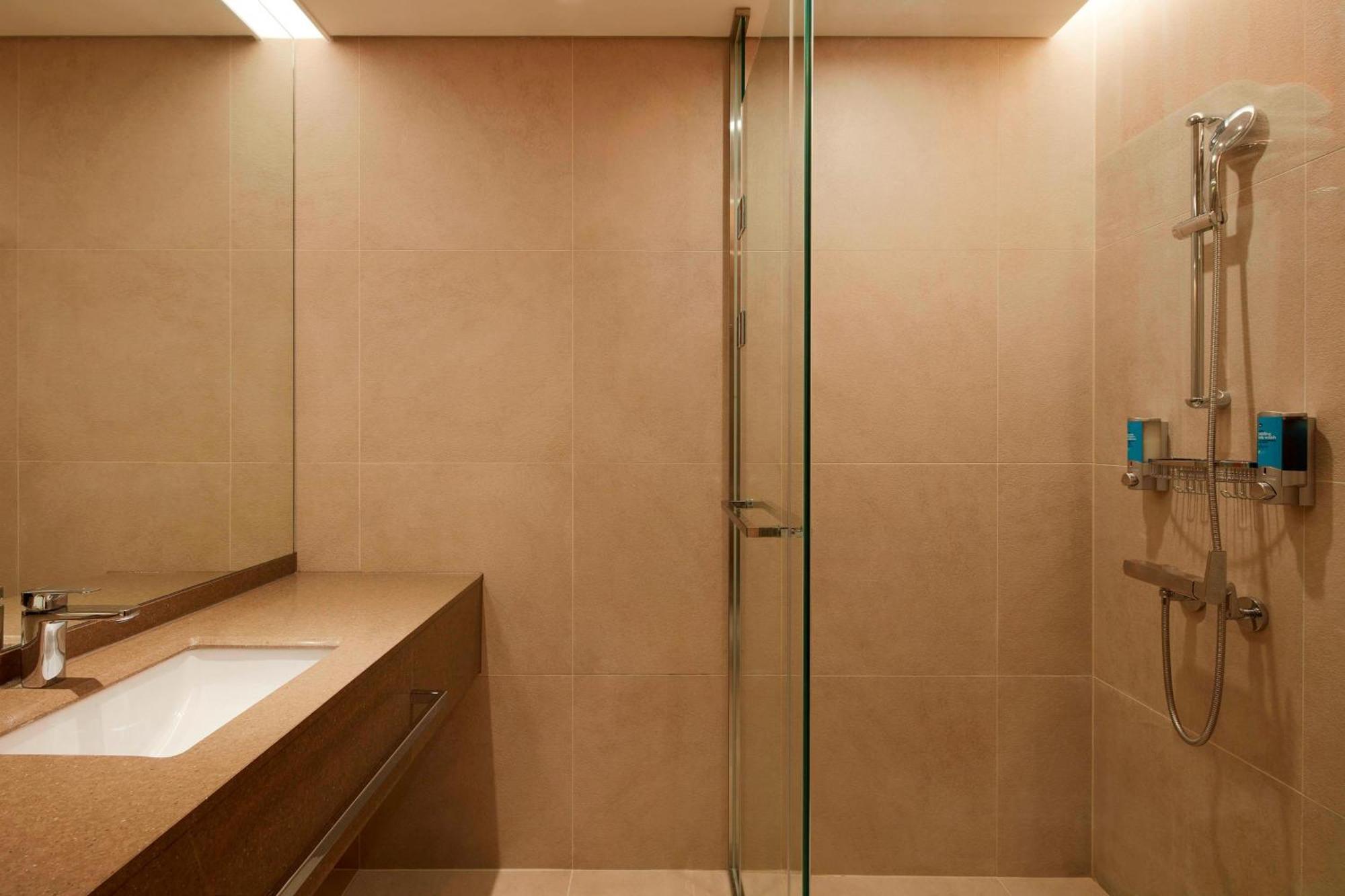 Aloft Seoul Myeongdong Hotel Екстериор снимка